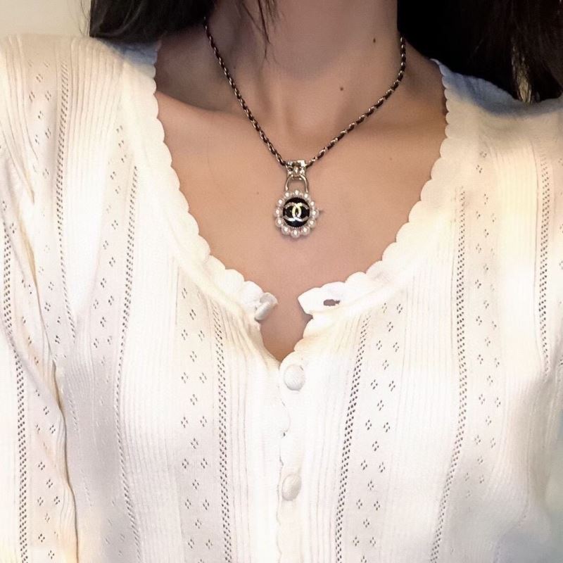 Ch*el brooches